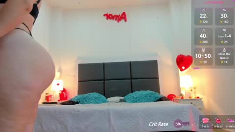  Aslhyn  online show from February 2025 07:30:01 PM