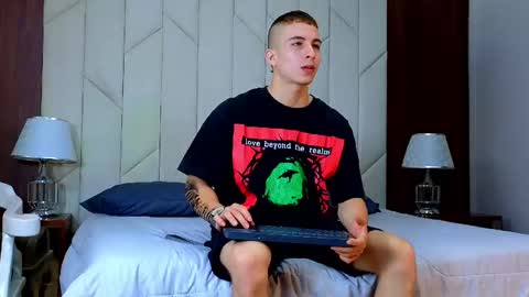 Asmodeo  -   online show from December 2024 09:41:01 PM