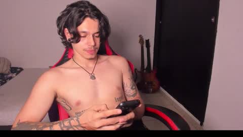 asmodeuszz online show from March 2026 11:41:01 PM