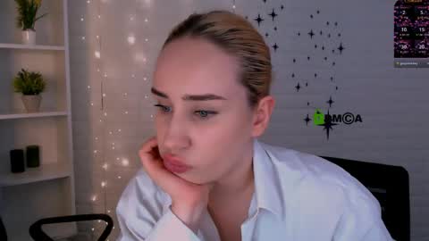 Snapshot of asol_muah chatting on April 2026 08:57:02 PM Asol online show from April 2026 08:57:02 PM