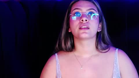 Snapshot of aspenruss chatting on September 2025 03:30:02 AM online show from September 2025 03:30:02 AM