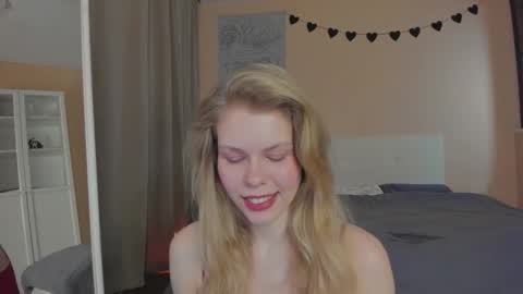 Sasha online show from December 2025 05:23:01 AM