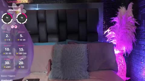 Nahomi  online show from February 2026 10:33:01 AM