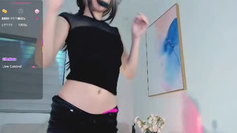 Snapshot of assuri_love chatting on July 2026 01:52:01 AM Assuri online show from July 2026 01:52:01 AM