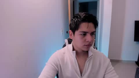 Snapshot of asta_kuro chatting on June 2026 05:21:01 AM Asta Kuno online show from June 2026 05:21:01 AM