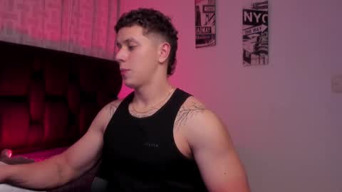 astonhills online show from September 2025 01:43:01 AM