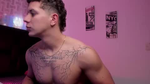 astonhills online show from September 2025 07:51:02 PM