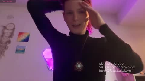 AstoriaLove online show from November 2025 02:43:02 AM