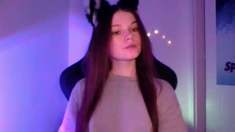 astradream_ online show from January 2026 09:38:02 PM