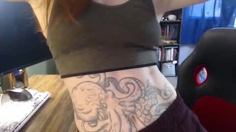 AstraeaSiren online show from April 2026 05:49:01 PM