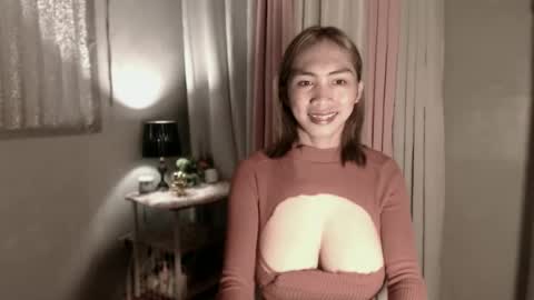 Snapshot of astrid_khalifa chatting on January 2025 12:59:01 PM Astrid online show from January 2025 12:59:01 PM