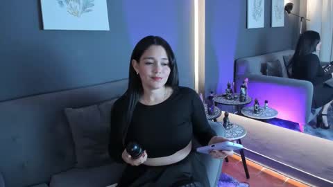 Snapshot of astrid_williams_ chatting on January 2026 03:12:02 AM Astrid online show from January 2026 03:12:02 AM