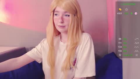 Bonnie online show from September 2025 06:18:02 PM