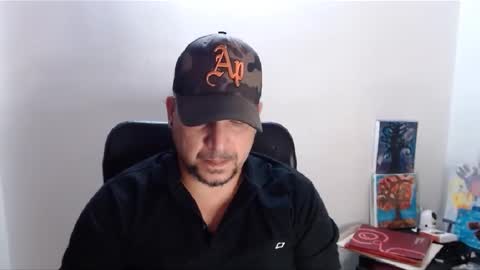 Snapshot of astton_nick chatting on December 2024 07:04:02 AM Nick Astton online show from December 2024 07:04:02 AM