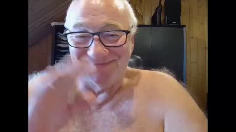 asusandy online show from October 2025 02:04:02 PM