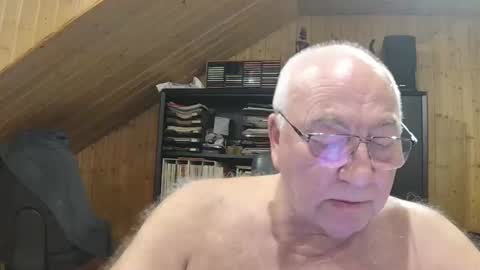 asusandy online show from February 2026 11:11:02 PM