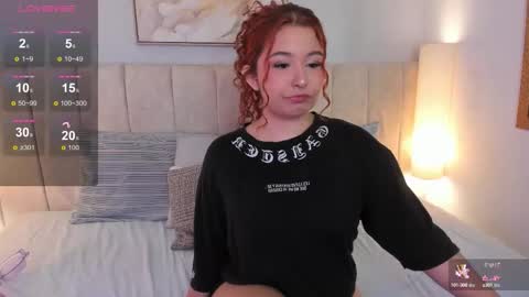 Snapshot of atena_cuteee chatting on October 2025 02:18:01 AM sofia online show from October 2025 02:18:01 AM