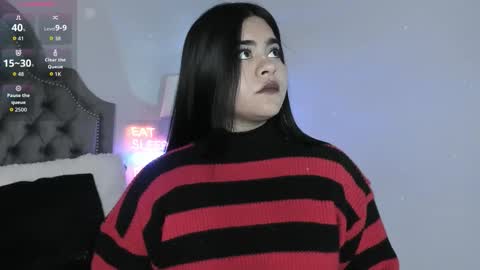 Athena online show from October 2025 07:33:02 PM