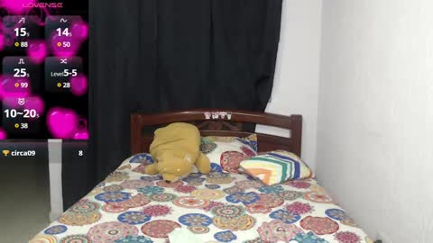 Snapshot of atena_messy chatting on December 2024 11:17:02 PM atena messy online show from December 2024 11:17:02 PM