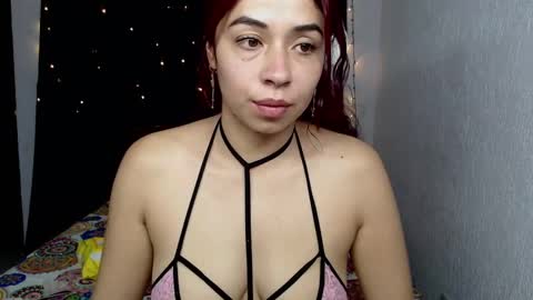 Snapshot of atena_messy chatting on January 2025 02:06:02 AM atena messy online show from January 2025 02:06:02 AM