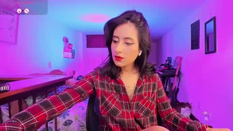 Atenea online show from September 2025 09:16:02 PM