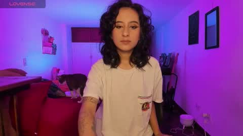 Atenea online show from October 2025 04:59:01 AM