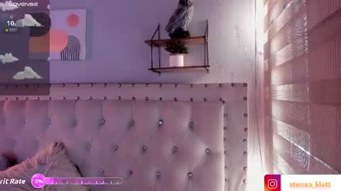 Snapshot of atenea_klett_ chatting on June 2026 01:56:02 PM ATENEA online show from June 2026 01:56:02 PM