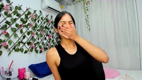 Snapshot of atenea_kros chatting on March 2026 02:50:01 AM Atenea online show from March 2026 02:50:01 AM