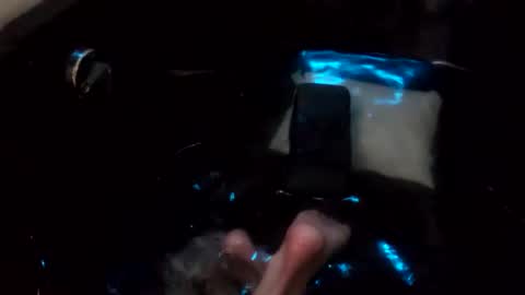 Snapshot of athandrew chatting on January 2025 05:09:02 PM jonnyandrew online show from January 2025 05:09:02 PM