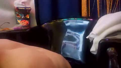 Snapshot of athandrew chatting on January 2025 07:32:02 AM jonnyandrew online show from January 2025 07:32:02 AM