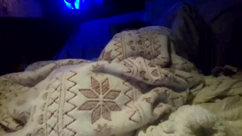 Snapshot of athandrew chatting on January 2025 04:03:01 PM jonnyandrew online show from January 2025 04:03:01 PM