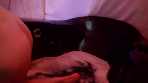 Snapshot of athandrew chatting on November 2025 04:34:02 AM jonnyandrew online show from November 2025 04:34:02 AM