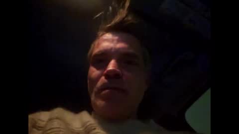 jonnyandrew online show from January 2026 01:30:01 AM