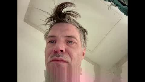 jonnyandrew online show from February 2026 08:32:01 AM