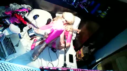 Snapshot of athenaatiya chatting on February 2025 12:50:02 PM Sissy Athena online show from February 2025 12:50:02 PM