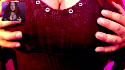 Snapshot of athenamatrix chatting on September 2025 03:30:02 AM Athena formerly loverinsecret online show from September 2025 03:30:02 AM