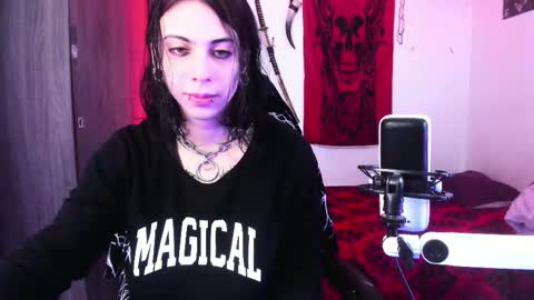 athenauwu online show from March 2026 05:35:01 AM