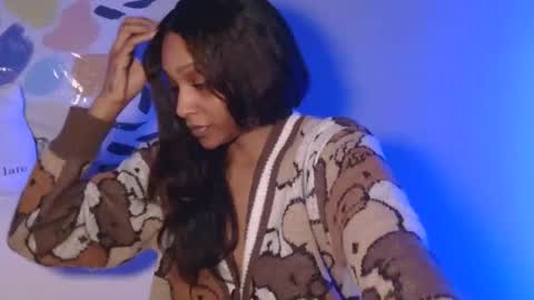 AtirahCali online show from February 2026 12:15:01 PM