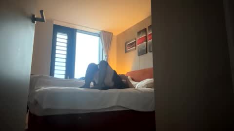 Snapshot of atlanticthunder chatting on November 2025 08:04:02 AM Rick online show from November 2025 08:04:02 AM