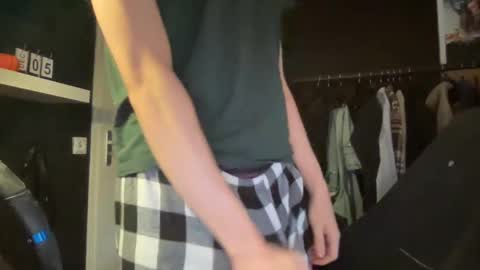 Snapshot of atlasboy22 chatting on December 2024 09:39:02 AM Undress a hung twink online show from December 2024 09:39:02 AM