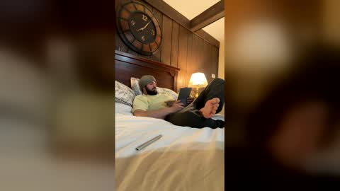 Alejandro online show from February 2026 02:10:01 AM