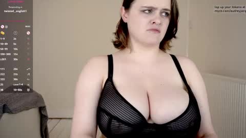 Audrey Jacq online show from May 2026 04:03:01 PM