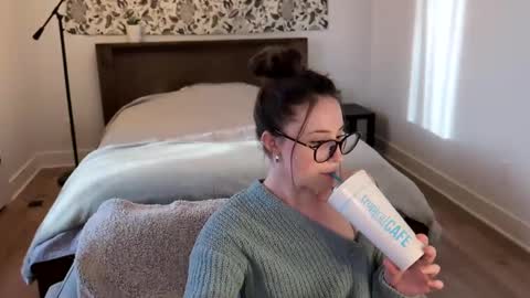 Miss Audrey online show from March 2025 11:04:01 PM