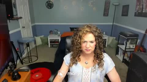 Snapshot of audreylynn24 chatting on April 2026 12:26:02 AM AudreyLynn online show from April 2026 12:26:02 AM