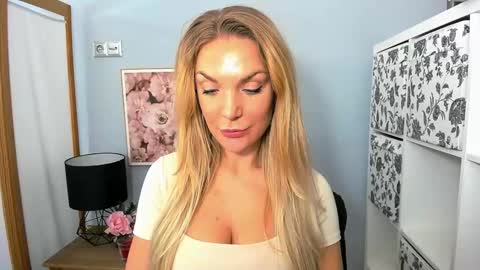 AulloraSensual online show from December 2024 09:17:02 AM