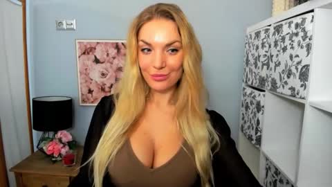 AulloraSensual online show from December 2024 08:26:02 PM