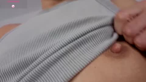 Sonia online show from October 2025 01:53:02 PM