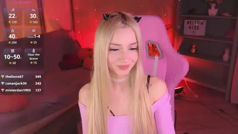 Aura online show from May 2026 01:57:16 AM