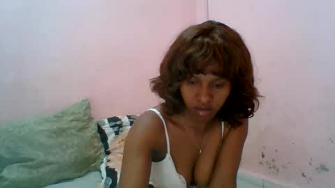Snapshot of aurelia107 chatting on June 2026 08:14:01 PM aurelia107 online show from June 2026 08:14:01 PM