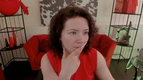 Snapshot of aureliagleam chatting on May 2026 02:17:01 AM Aurelia online show from May 2026 02:17:01 AM
